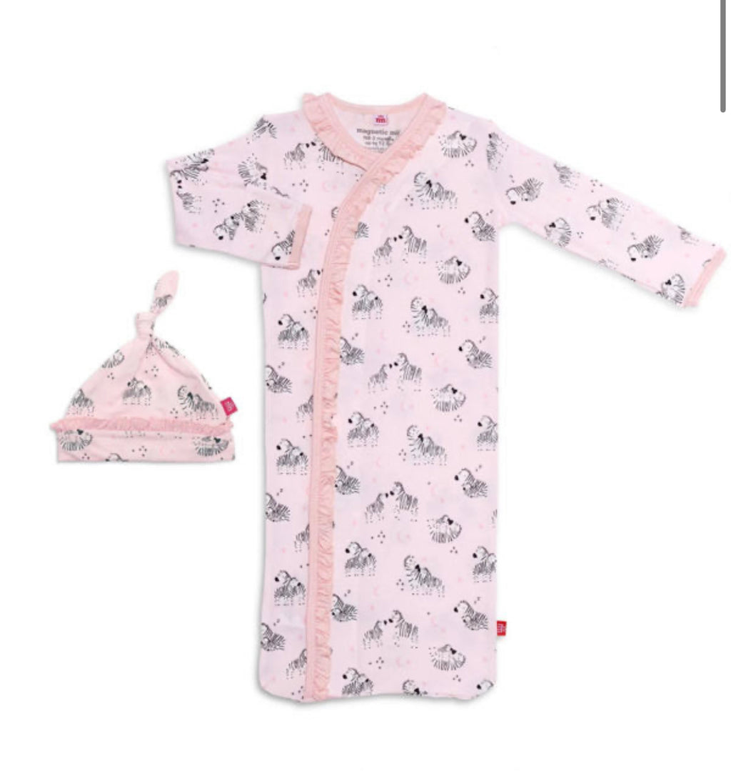 Zbest Time Pink Magnetic Gown with Hat Set