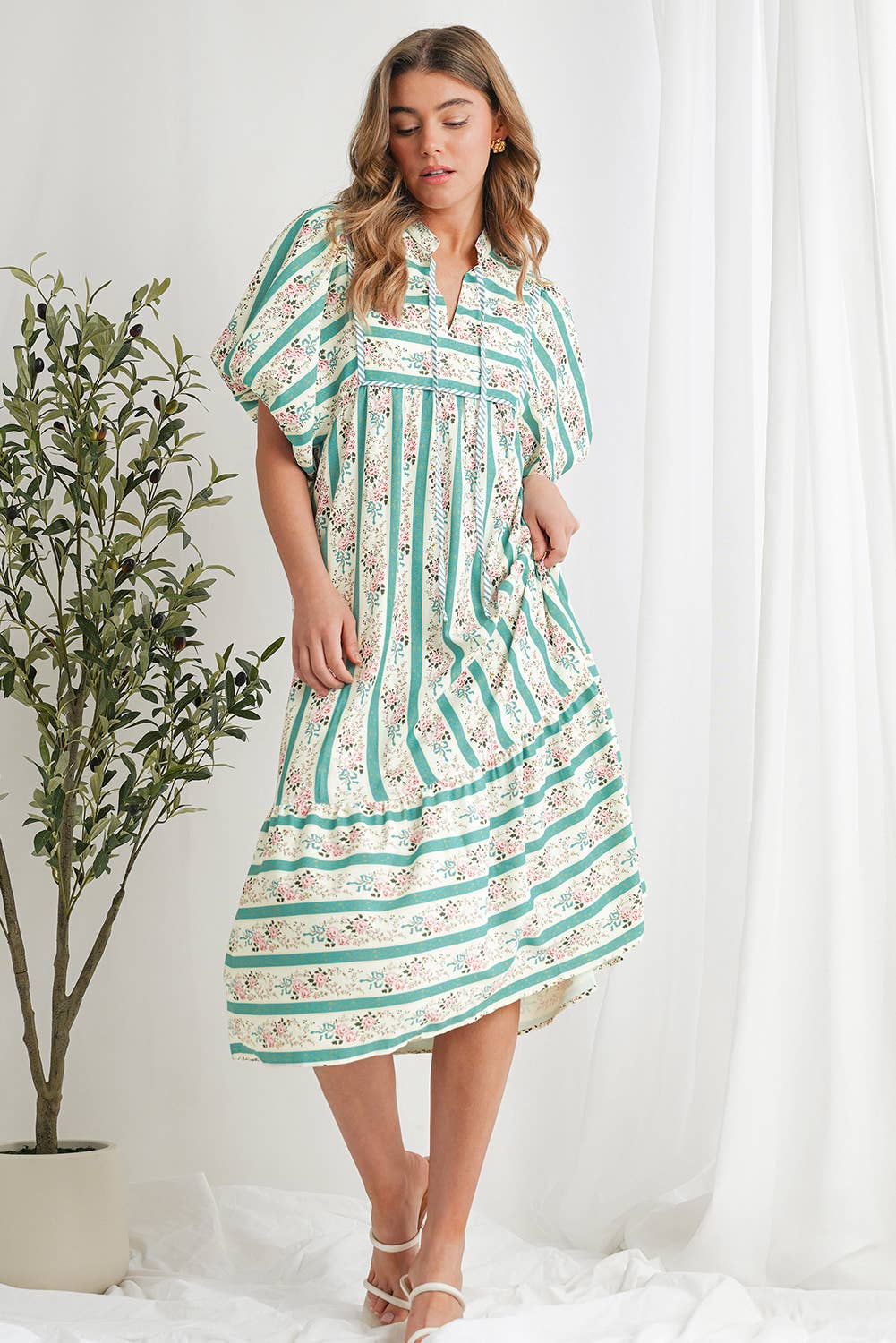 Aapparella - Floral Striped Pattern Puff Short Sleeve Dress | S-XL