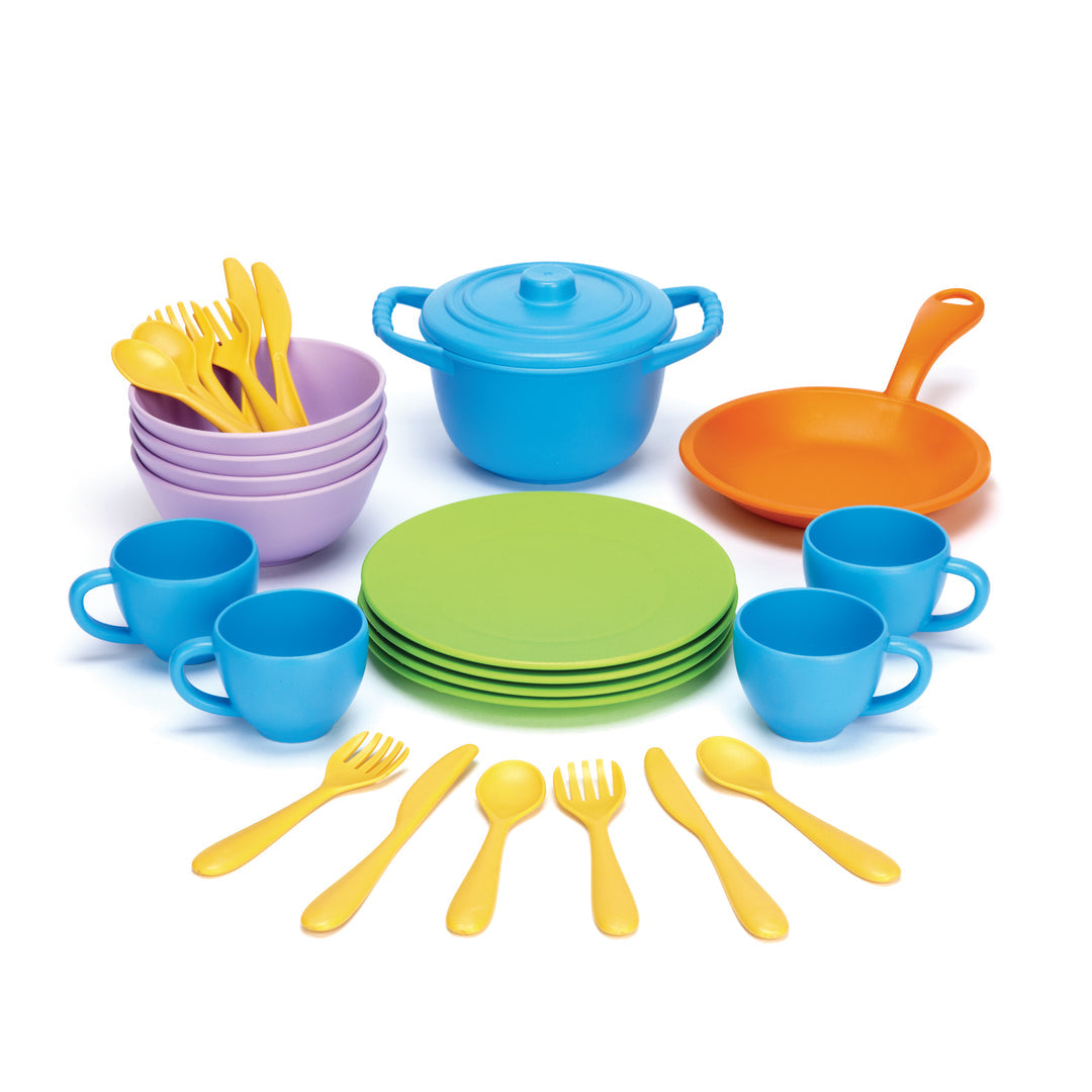 Green Toys Cookware & Dining Set