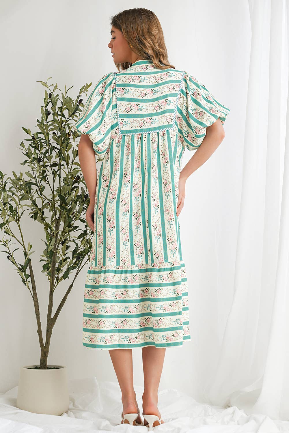 Aapparella - Floral Striped Pattern Puff Short Sleeve Dress | S-XL