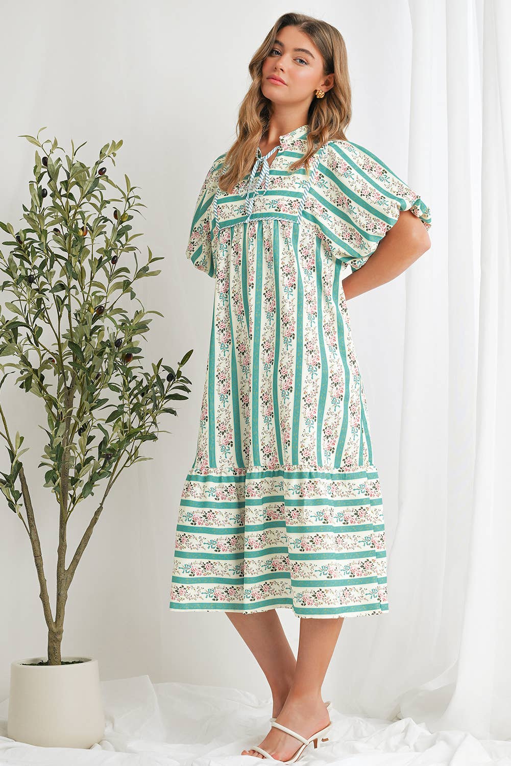 Aapparella - Floral Striped Pattern Puff Short Sleeve Dress | S-XL